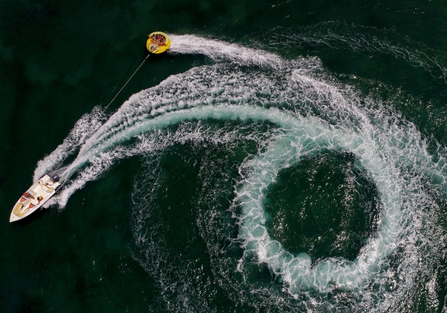 Denizin eğlenceli hali: Su aktiviteleri