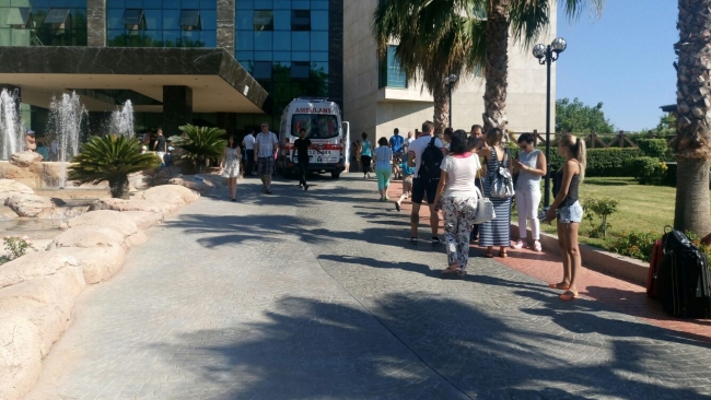 Antalya'da lüks otelde yangın