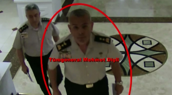 Darbeci Dişli’nin avukatından müştekilere hakaret