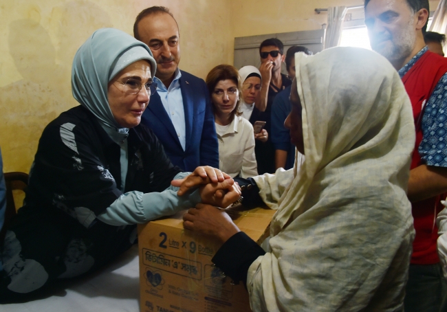 Türkiye'den Arakanlı Müslümanlara yardım eli