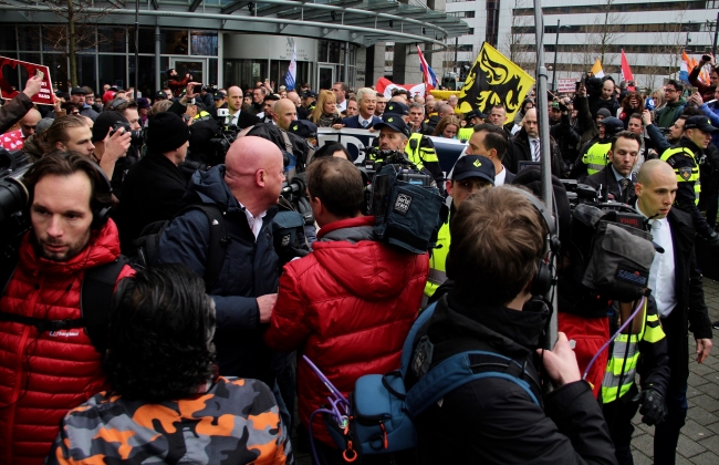 Hollanda İslam düşmanlığının kıskacında