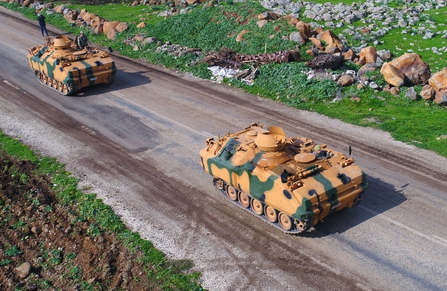 Afrin ilçe merkezinin ana kara yolu bağlantısı kesildi