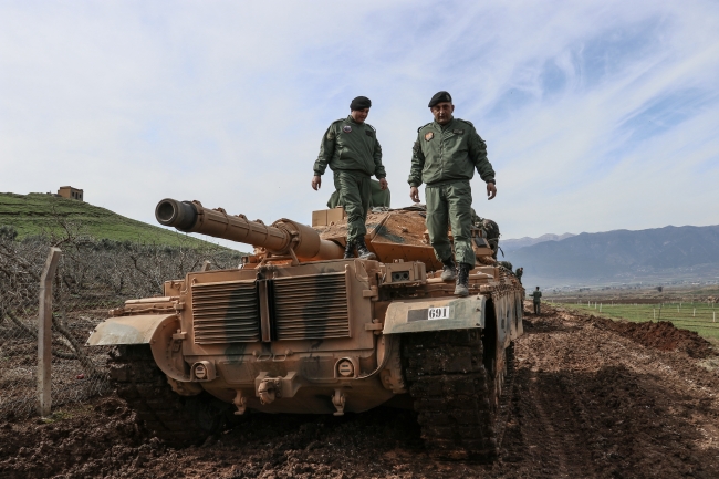 Afrin'deki hilal, İdlib ile Fırat Kalkanı'nı da birleştirdi