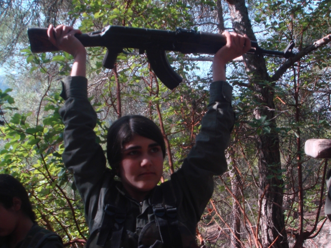 TRT World, terörün gölgesinde kaybolan çocuklara ışık tuttu