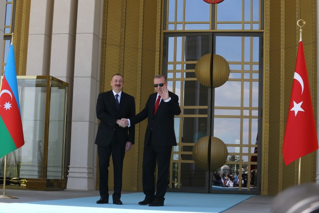 Azerbaycan Cumhurbaşkanı Aliyev Ankara'da