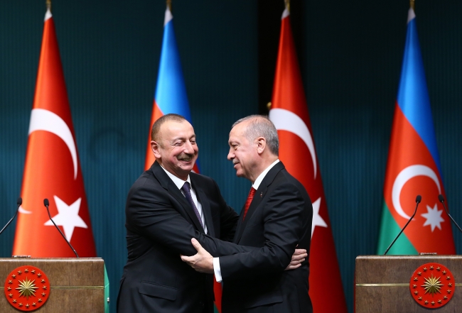 Azerbaycan Cumhurbaşkanı Aliyev Ankara'da
