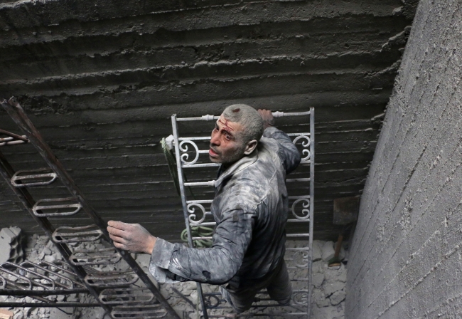 Esed rejimi katliama devam ediyor: Son 12 günde 674 sivil öldü