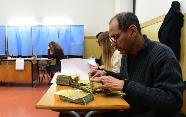 İtalya'da 51 milyon seçmen sandık başında