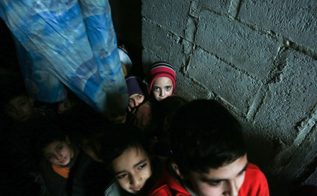 Esed rejimi katliama devam ediyor: 1433 sivil hayatını kaybetti