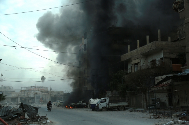 Esed rejimi katliama devam ediyor: 1433 sivil hayatını kaybetti