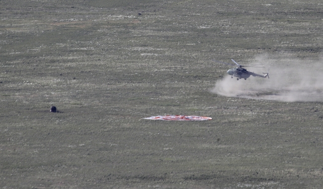 Soyuz kapsülü 168 günün ardından yeryüzüne indi