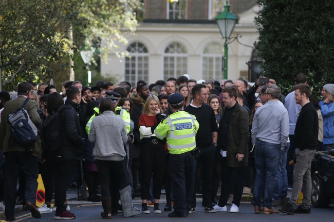 Londra'daki Sony merkez binasında bıçaklı saldırı