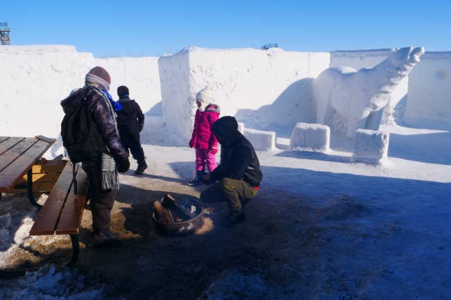 Dünyanın en büyük kar labirenti Kanada'da