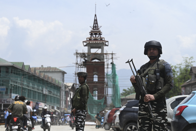 Hint paramiliter güçleri G20 toplantısı öncesinde Srinagar sokaklarında. 16 Mayıs 2023 | Fotoğraf: AFP