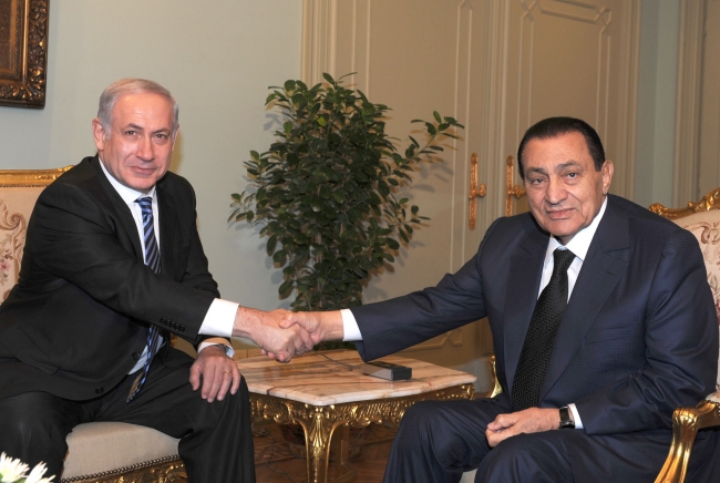 Tahrir devriminden Sisi darbesine: Mısır