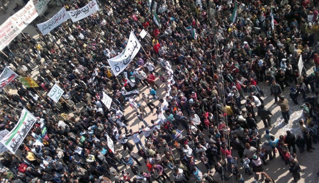 Suriye'de Beşşar Esed karşıtı bir protesto. Fotoğraf: AFP