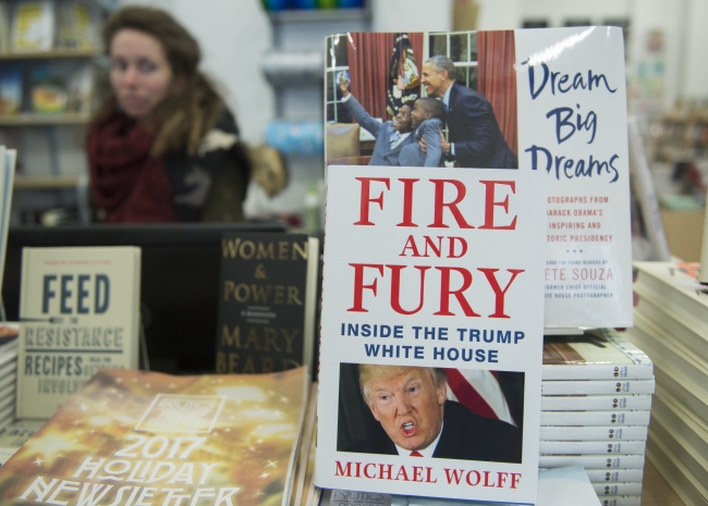 ABD Başkanı Donald Trump'ın ilk yılını anlatan kitap ABD gündemini sarstı