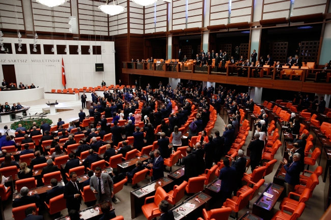 TBMM'de yemin töreni tamamlandı