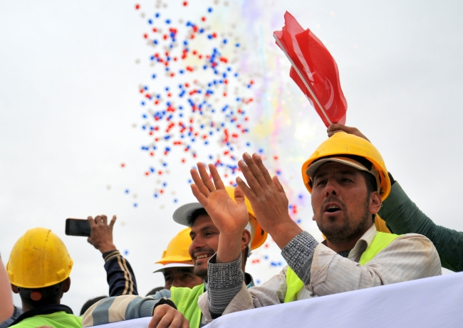 Gaziantep'in raylı sistemi GAZİRAY'ın temeli atıldı