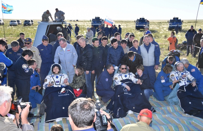 Soyuz kapsülü 168 günün ardından yeryüzüne indi