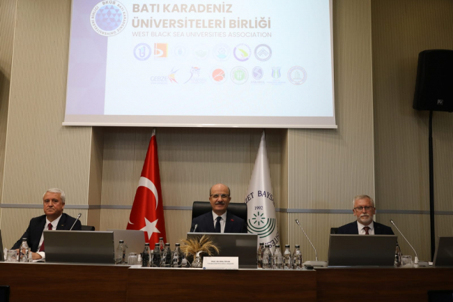 YÖK Başkanı Özvar: Bilimsel üretkenlik büyük önem taşıyor