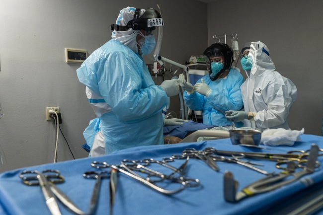 ABD'de hastaneye yatışlar en yüksek seviyede