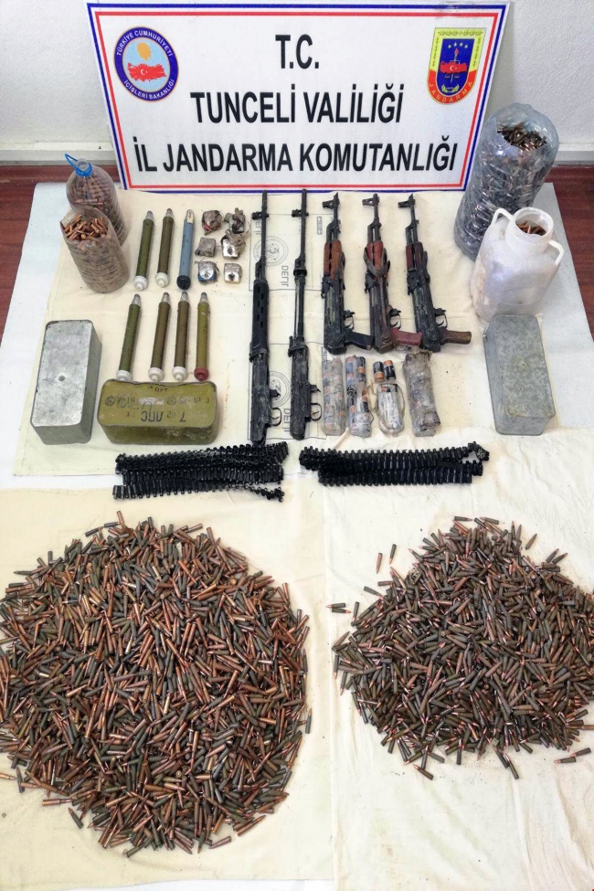 Tunceli'de terör operasyonunda çok sayıda mühimmat ele geçirildi
