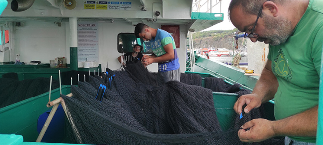 Balıkçılar 'Vira bismillah' için gün sayıyor