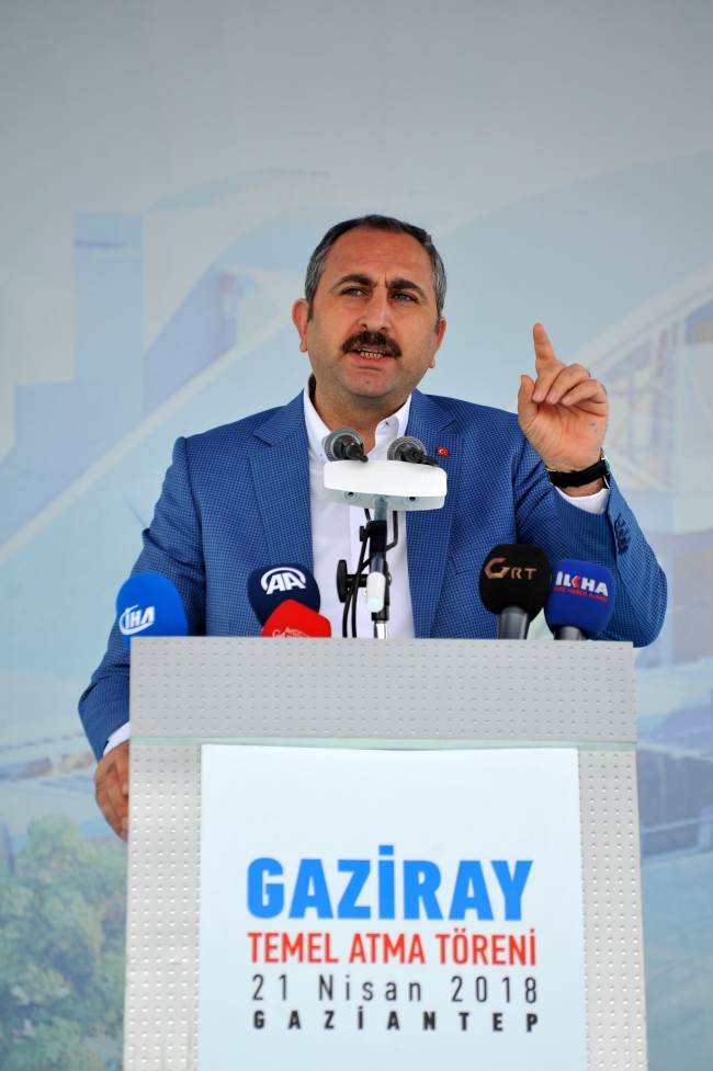 Gaziantep'in raylı sistemi GAZİRAY'ın temeli atıldı