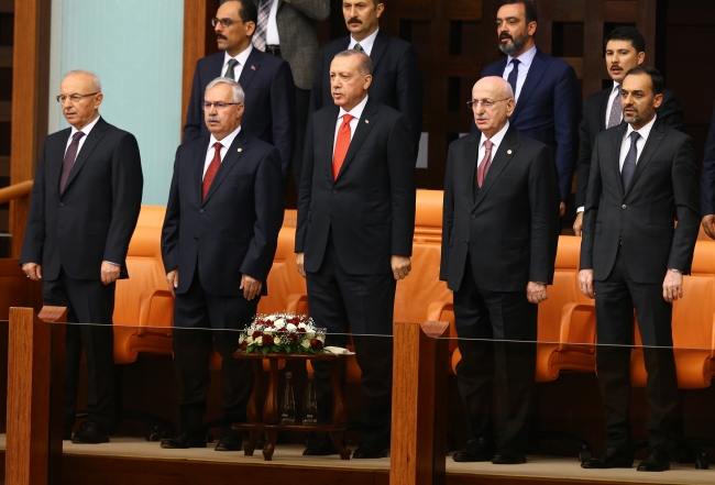 TBMM'de yemin töreni tamamlandı