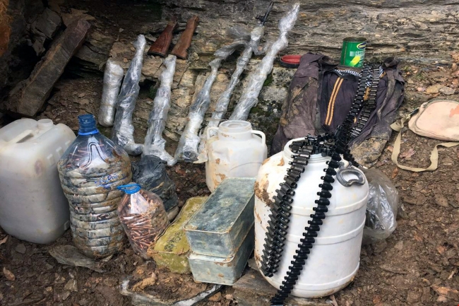 Tunceli'de terör operasyonunda çok sayıda mühimmat ele geçirildi