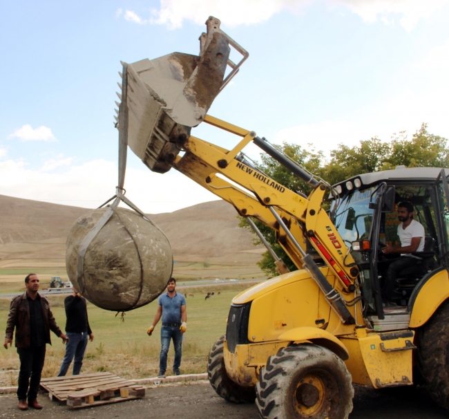 Erzurum'da tarihi mancınık gülleleri bulundu