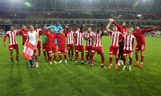 Sivasspor zirveyi sevdi