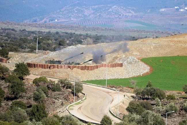 Afrin sınırında 'Fetih Marşı' yankılandı