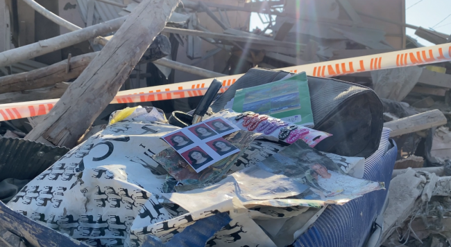 Fotoğraf: TRT Haber | Roketli saldırıda evleri yıkılan Nigar ve ailesinin eşyaları