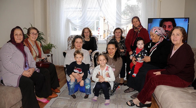 38 yıl önce başlattıkları 'gün'ü hala sürdürüyorlar