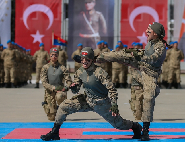 'Teröristlerin kabusu' uzman erbaşlar yemin etti