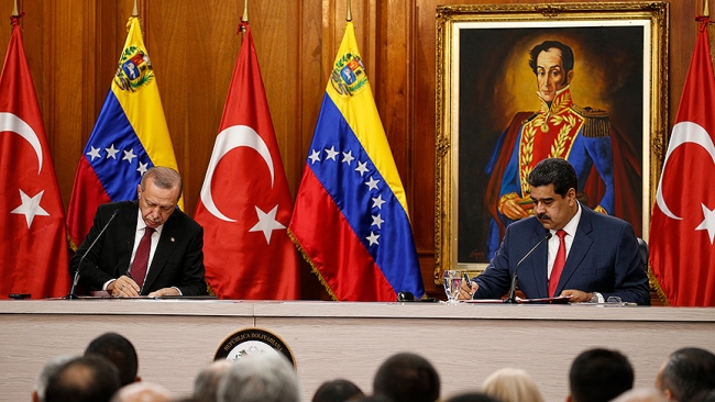 Cumhurbaşkanı Erdoğan Venezuela'da ortak basın toplantısında konuştu