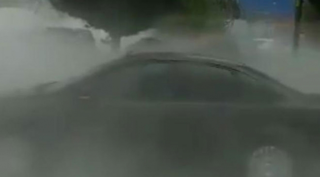 Oksijen deposunda yaşanan sızıntı D-100 karayolunu ulaşıma kapattı