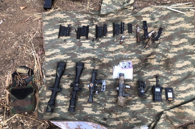 Irak'ın kuzeyinde PKK'ya ait malzemeler ele geçirildi