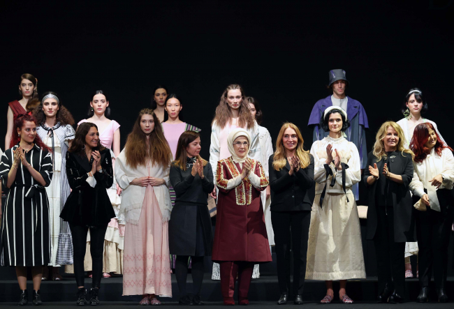 Emine Erdoğan: Hedefimiz tekstilde bir Türkiye markası oluşturmak