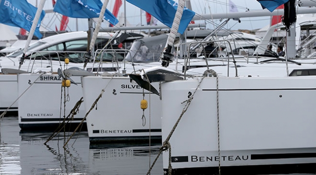Lüks tekneler Boat Show Fuarı'nda