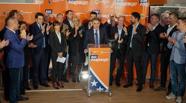 Bosna Hersek'te Devlet Başkanlığı Konseyi'nin yeni üyeleri belli oldu