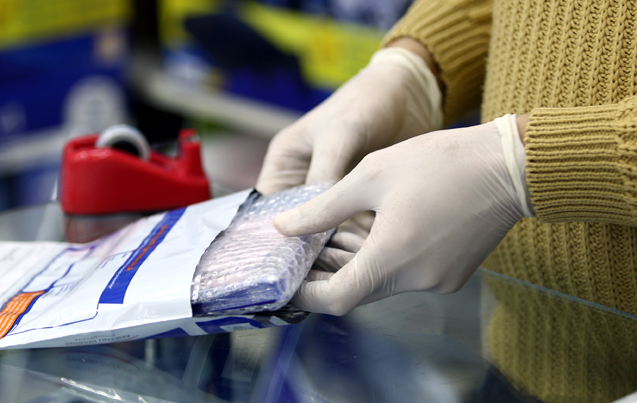 Evde kalanlar için sokakta göreve hazırlar