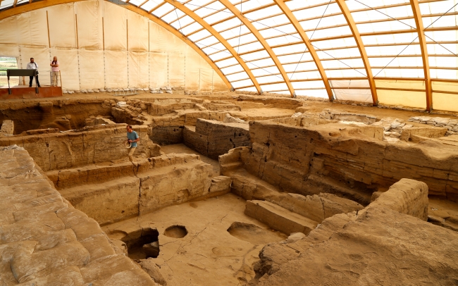 Çatalhöyük 9 bin yıllık geçmişiyle misafirlerini bekliyor