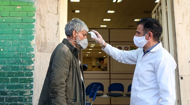 Koronavirüs ile ilgili merak edilenleri siz sordunuz uzmanlar yanıtladı