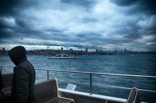 Ekrem Özçelik, Boğaz'ın "en yakışıklı" vapuru "Barış Manço"nun 21 yıllık kaptanı
