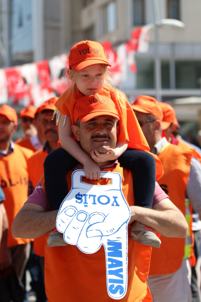 1 Mayıs yurt genelinde coşkuyla kutlandı