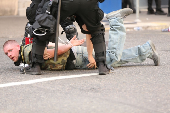 ABD'de protesto çatışmaya dönüştü