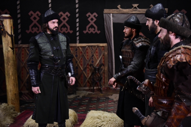 Diriliş Ertuğrul 82. bölüm özeti (Büyük Tuzak!)